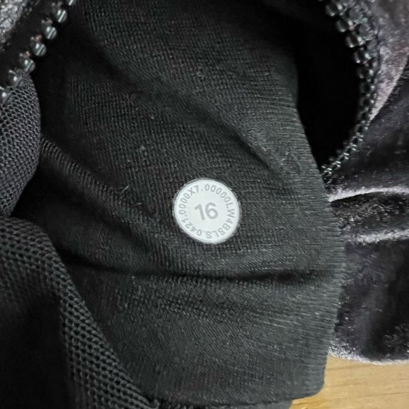 Lululemon Define Velour Jacket 16 - Picture 7 of 7